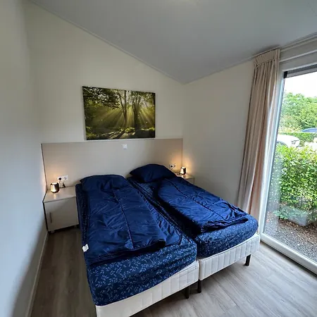 Markermeer Waterfront Bluehorizon Fuer 6 Personen Nr 53 * Bovenkarspel